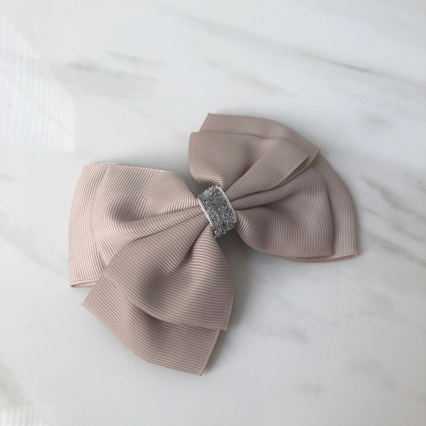 Mignon Hair Bow