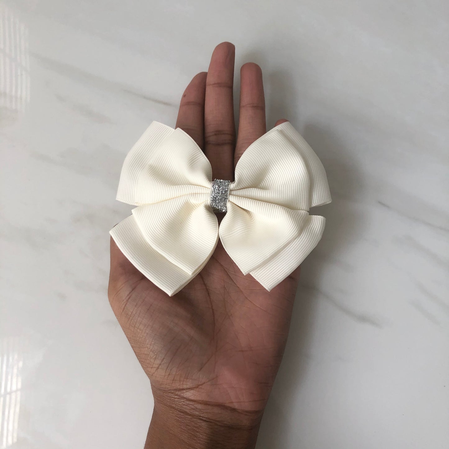 Mignon Hair Bow