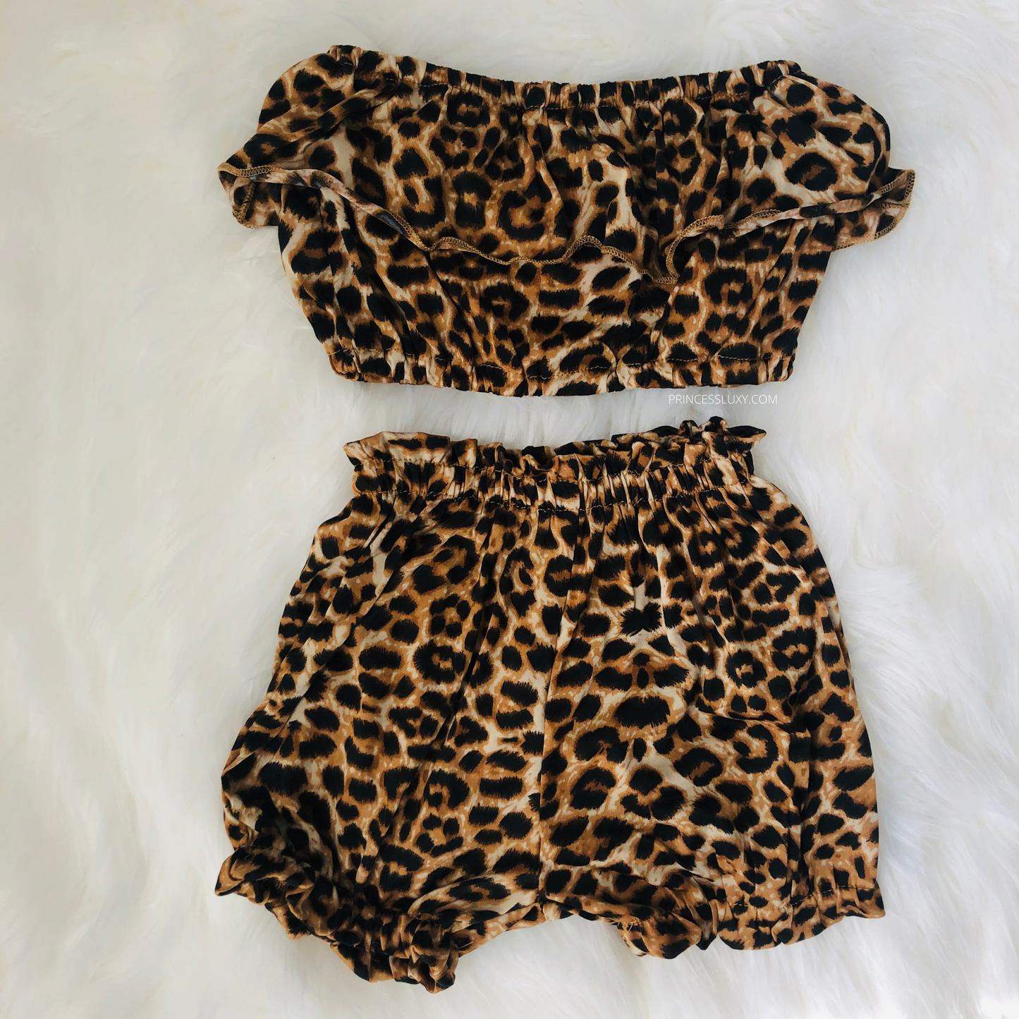 Chic Leopard 2 Piece Short Set